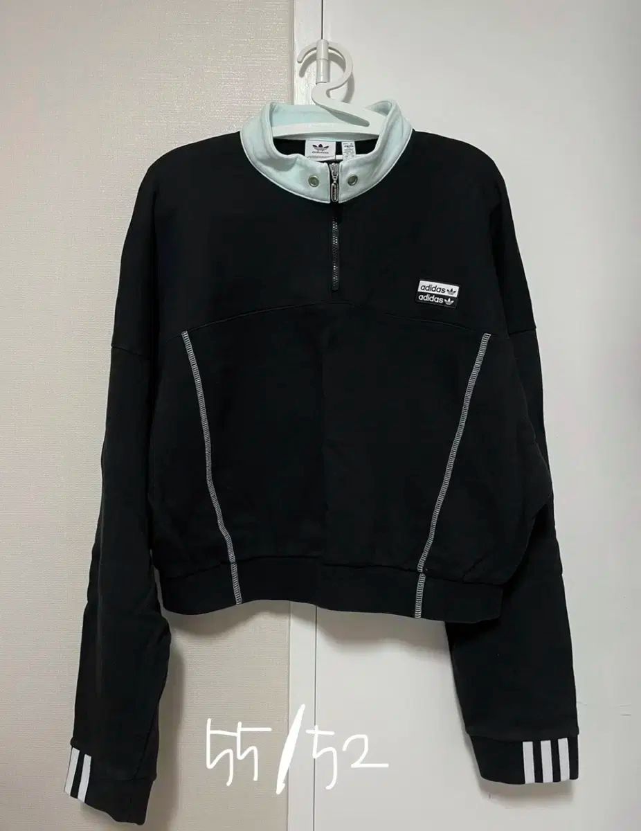 新品　西野カナ　ディズニー　ミッキー　スウェット　トレーナー　裏起毛　完売品 西野カナ ディズニー ミッキー トレーナー スウェット 裏起毛