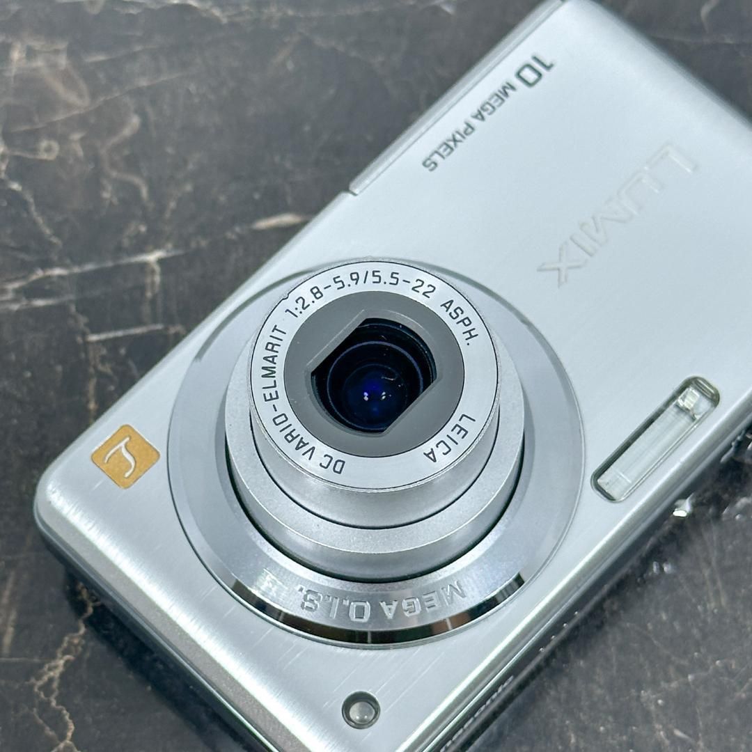 【動作確認済】Panasonic LUMIX DMC-FS7 シルバー デジカメ Panasonic LUMIX DMC-FS7 シルバー デジカメ 動作確認済
