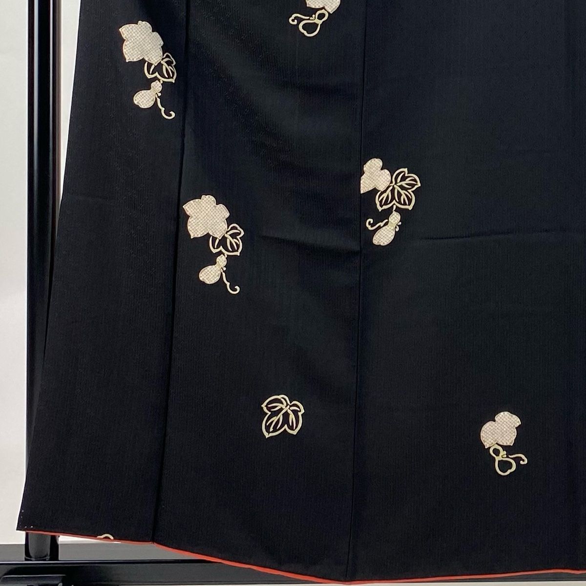 小紋 身丈157cm 裄丈65cm M 袷 瓢箪 地紋 金彩 黒 正絹 美品 名品  