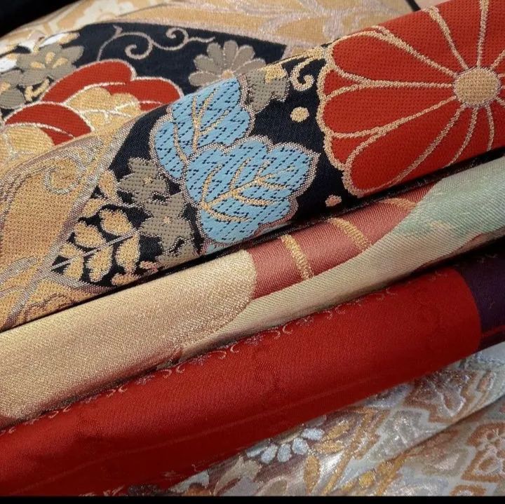 商品 着物商品40点おまとめ 正絹着物8枚 西陣織袋帯8枚 帯締め かさね衿 バック 腰ひも等 即日匿名発送