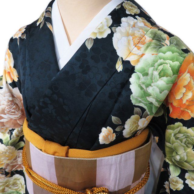 ™️ 振袖　5点セット‼️★松田聖子★お振袖セット‼️ NO51 振袖 レンタル 黒 【Mサイズ 黒時バラにカトレア 松田聖子