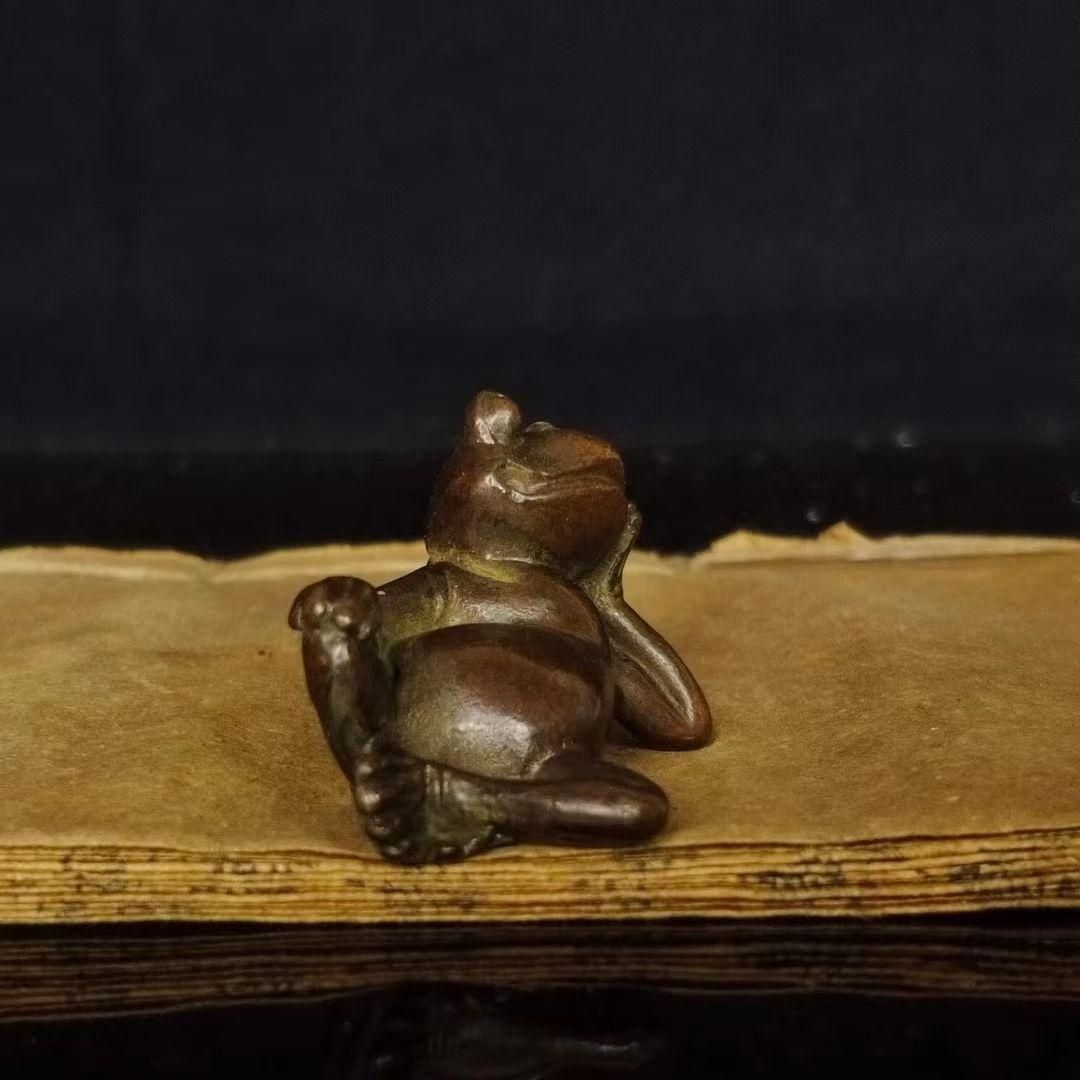 銅製 小蛙 置物 銅彫物 茶道 茶寵 装飾品 工芸品 美術品 金