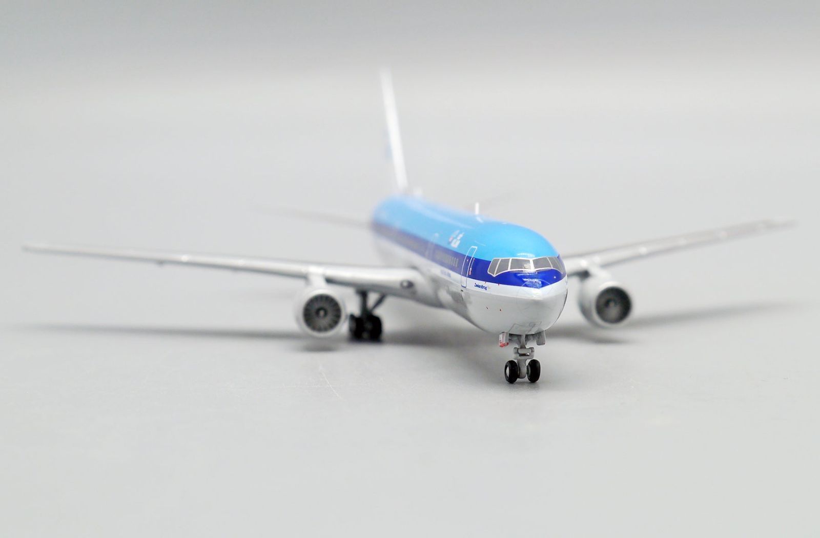767-300ER PH-BZK
