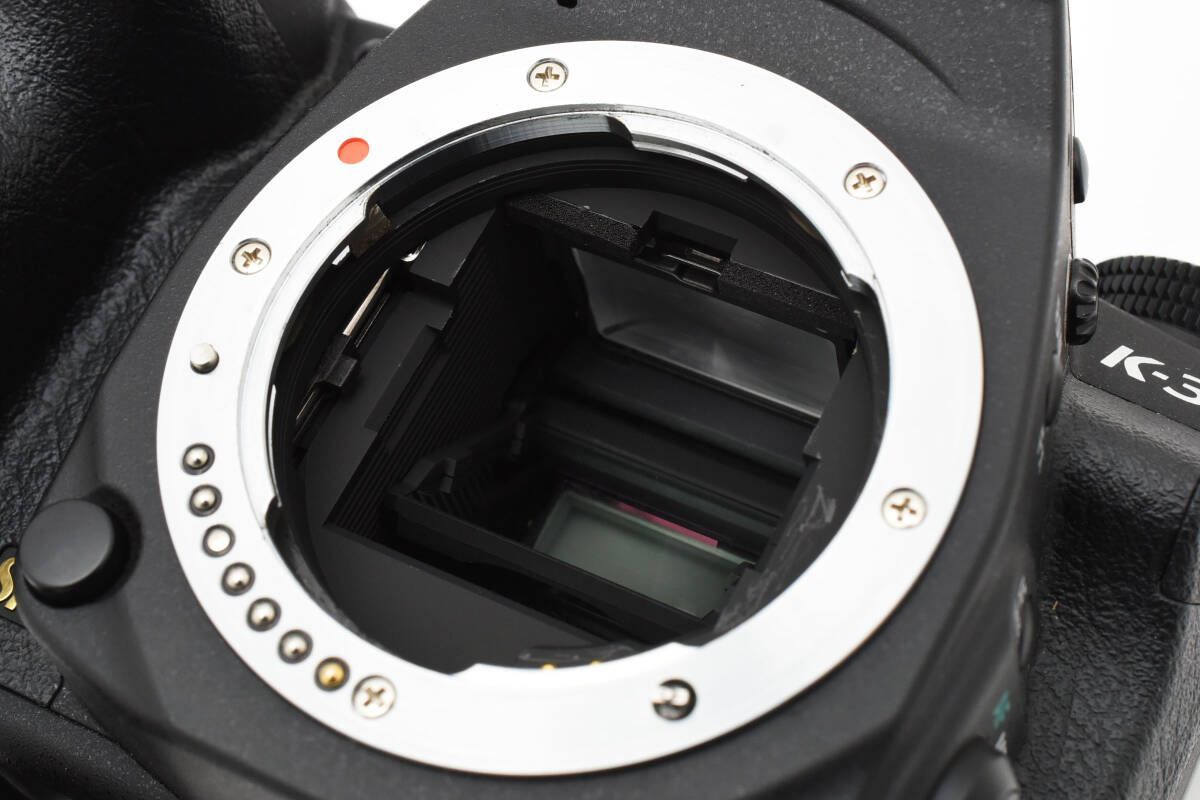 PENTAX K-50 ダブルズームキット メタルネイビー/ホワイト 2031 リコー、「PENTAX K-50」に「55-300」付きダブルズームキットを