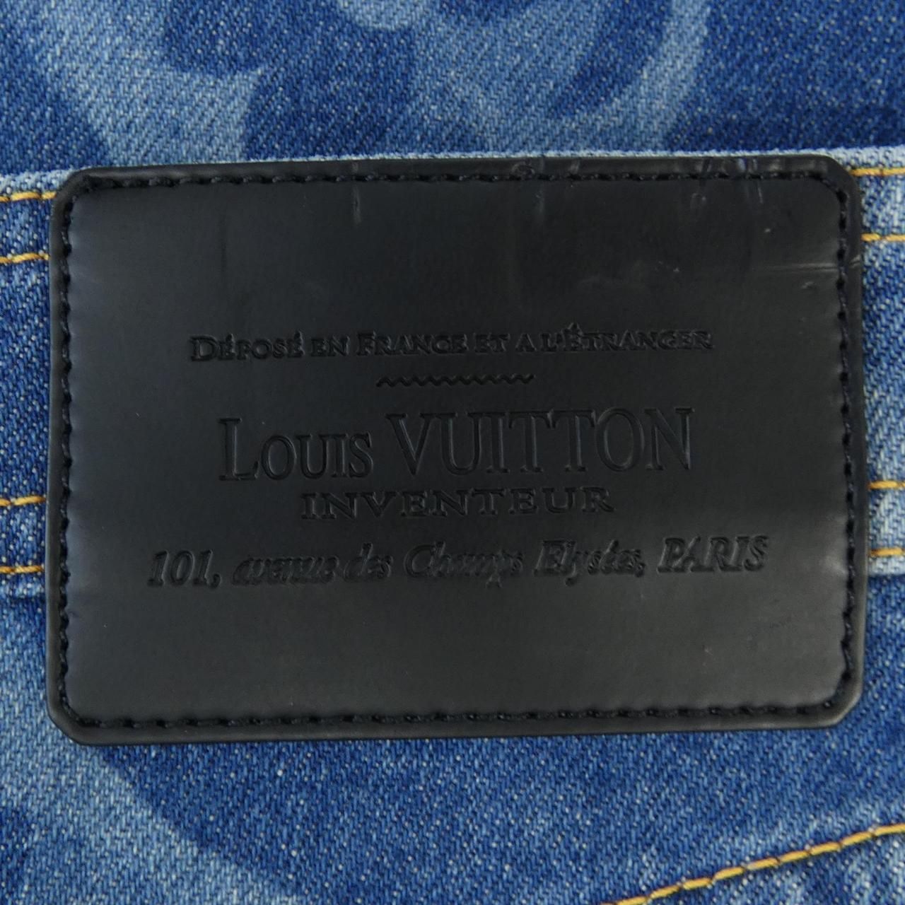 ジャイアントモノグラム