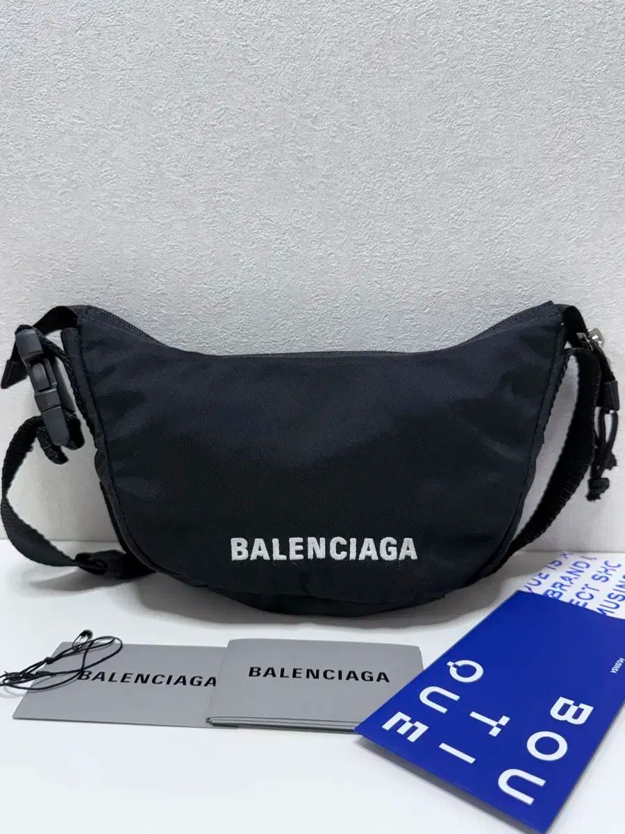 BALENCIAGA バレンシアガ ロゴ ホイール スリングバッグ スモール ショルダー クロスバッグ