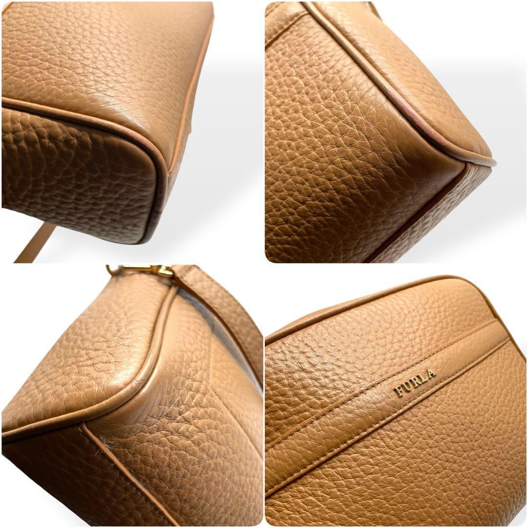 極美品 FURLA アヴリル ショルダーバッグ カメラバッグ 斜め掛け