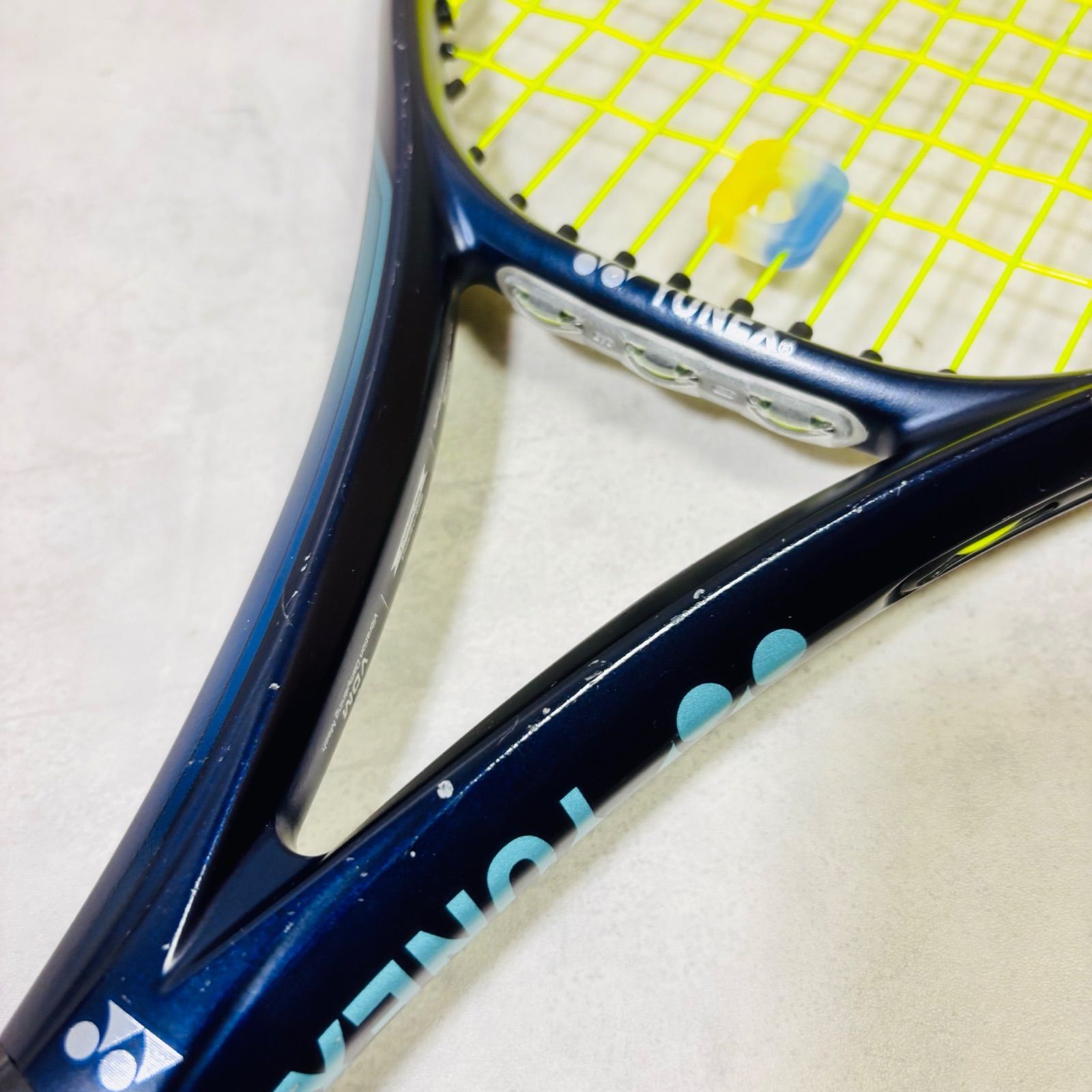 バボラ PURE DRIVE 110 硬式テニスラケット グリップサイズ2