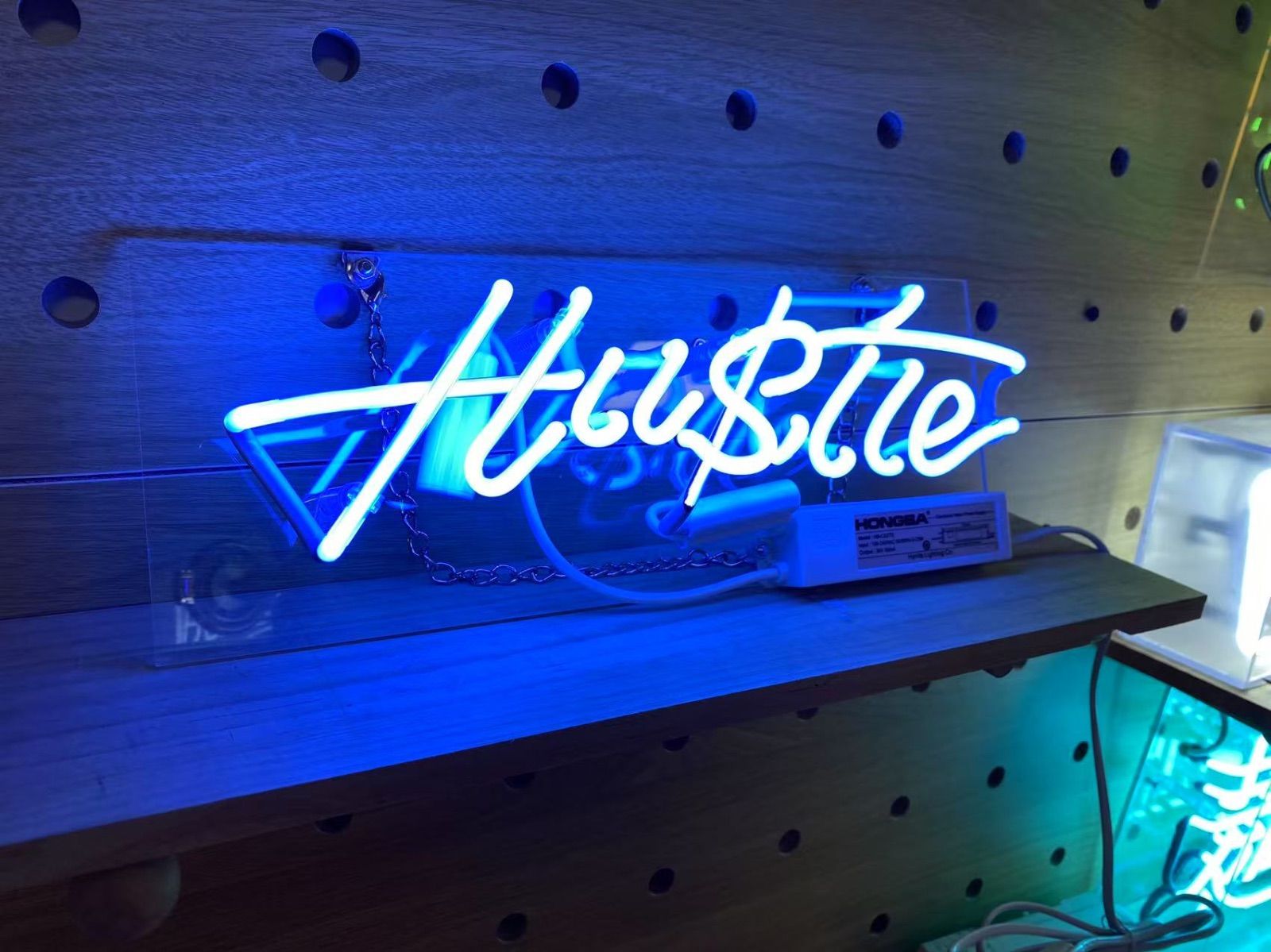 オリジナル　ブルー　LED ネオン管　Hustle 看板 壁掛け インテリア オリジナル ブルー LED ネオン管 Hustle 看板 壁掛け インテリア