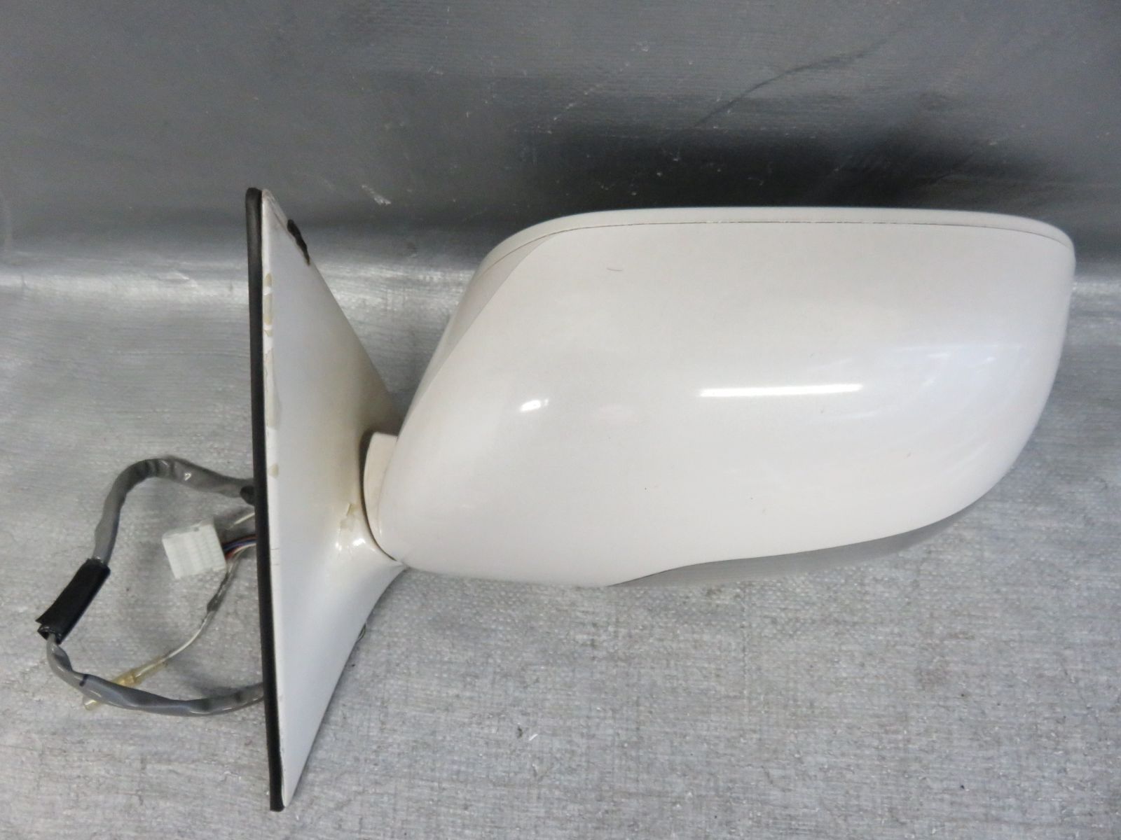 STD7240 クラウン アスリートGRS180 GRS181 GRS182 GRS183 GRS184 純正 左 ドアミラー サイドミラー 助手席 左側 062 パールホワイト