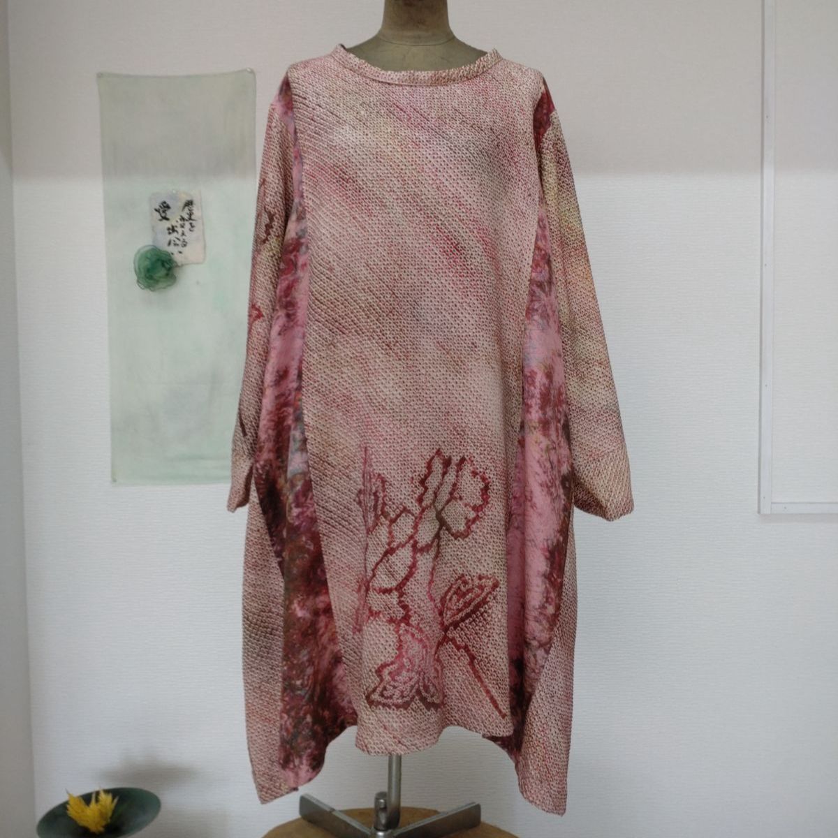 着物リメイクワンピース♪71♪総絞り♪115cm 着物リメイク 総絞 絞り 和柄 ワンピース チュニック - メルカリ