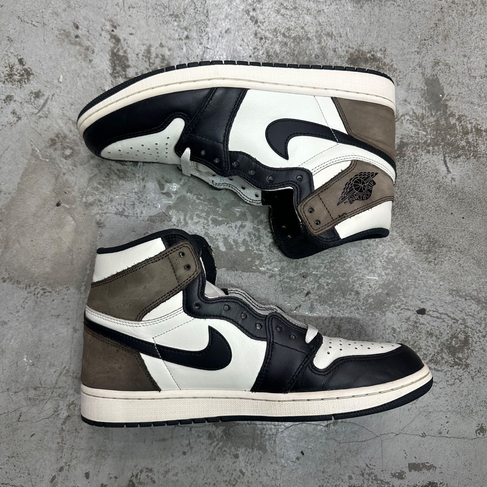 NIKE Air Jordan 1 High OG Sail Dark Mocha Black エア