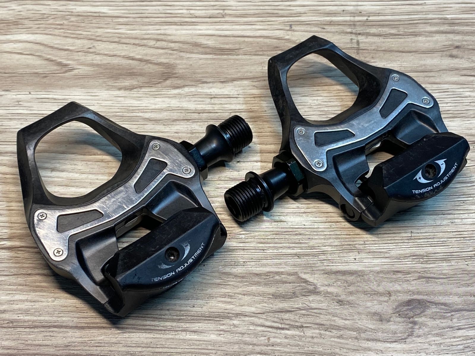 IQ642 シマノ SHIMANO 105 PD-5800 ビンディングペダル SPD-SL