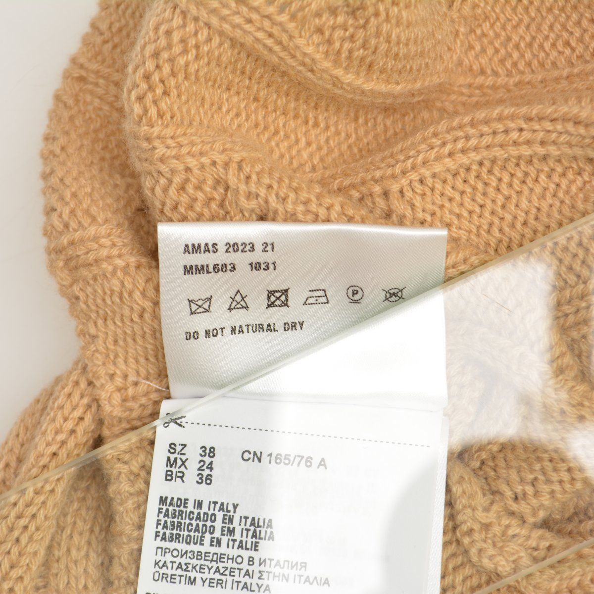 【MIUMIU】2023AW MML603 1031 カシミア ケーブルニット長袖ニットセーター MIUMIU】2023AW MML603 1031 カシミア ケーブルニット長袖ニット