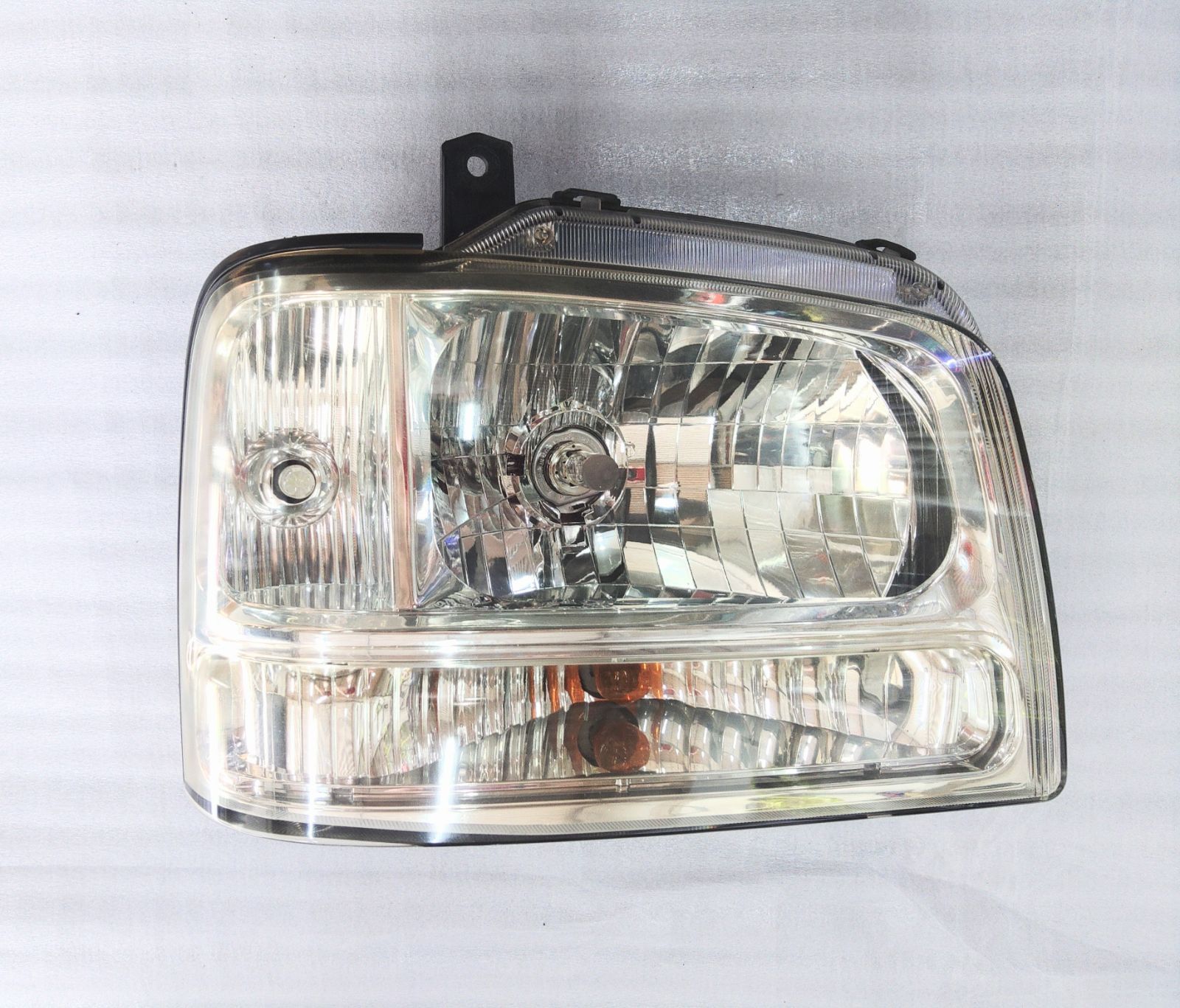 DA64 エブリーライト新品 流星バージョン］ DA17W・V エブリイワゴン