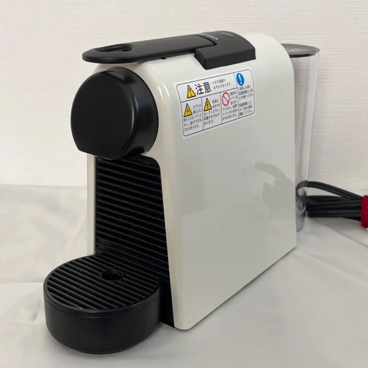 エッセンサミニ ピュアホワイトNESPRESSO D30-WH WHITE 史上最小モデル 