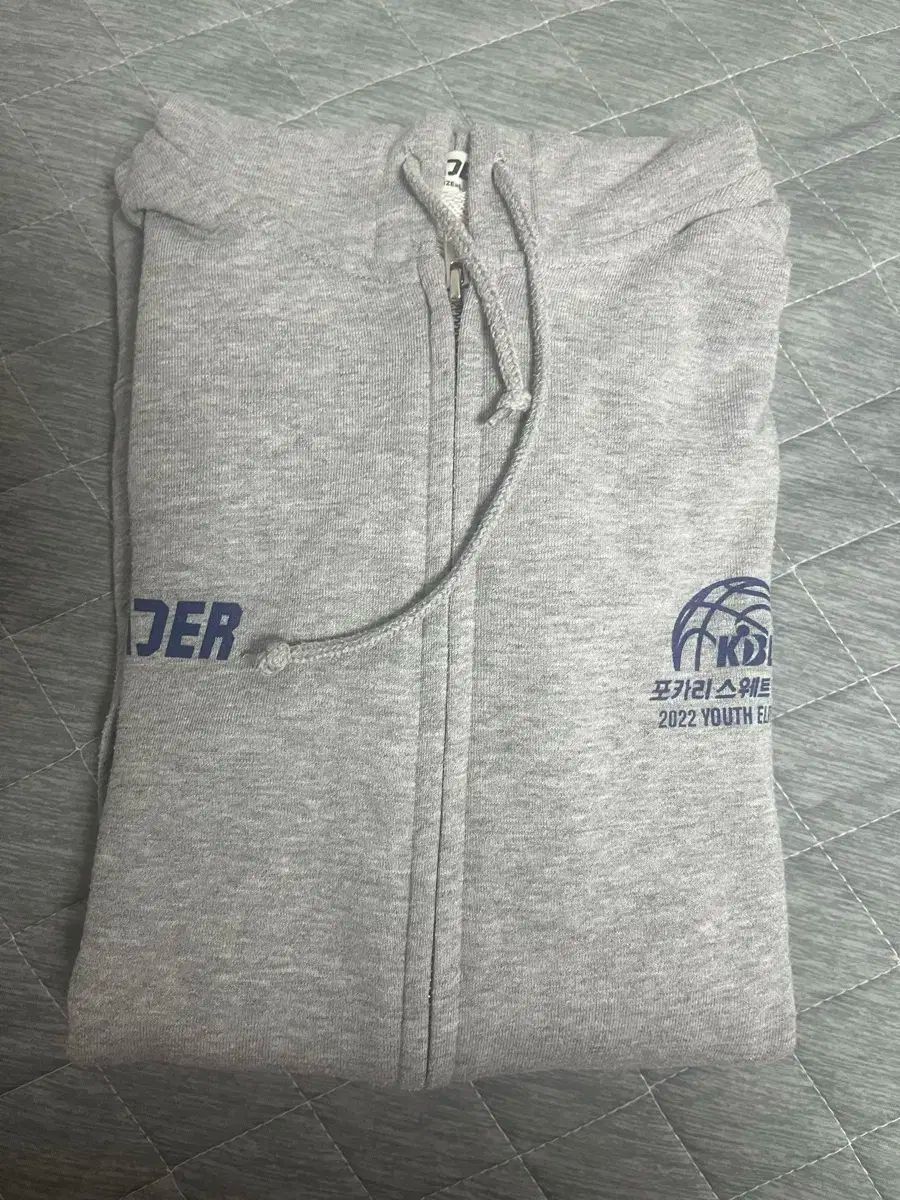 Kbl U少年 キャンプ 2025 フードジップアップ グレー