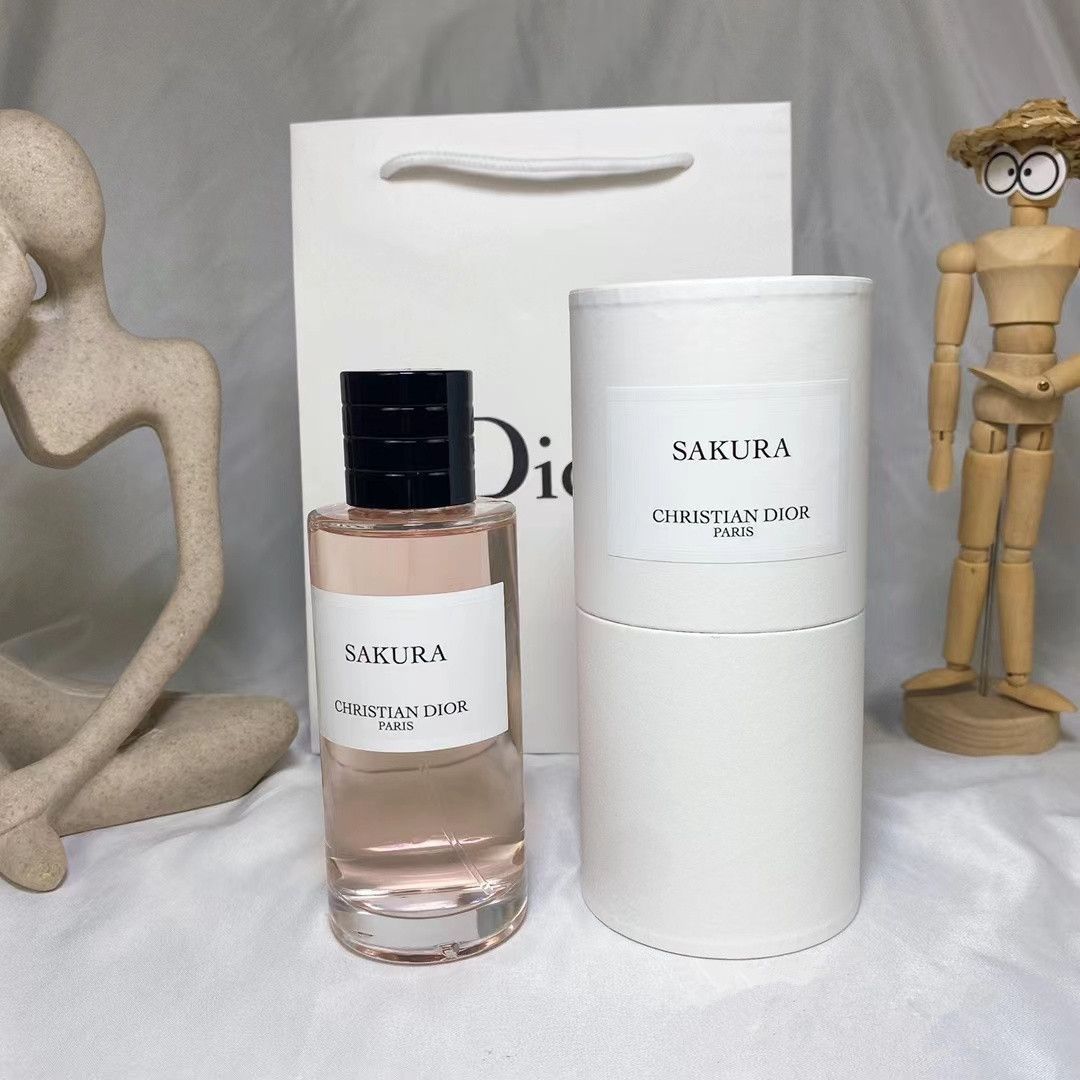 店舗限定品 Dior ディオール サクラ オードパルファン香水 SAKURA - メイクアップ
