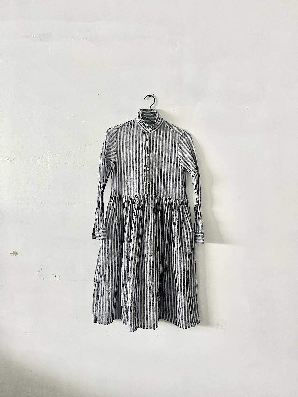 美品✨オールドマンズテーラー リネン100％ ブルーストライプ柄シャツワンピース 美品✨オールドマンズテーラー リネン100％ ブルーストライプ柄