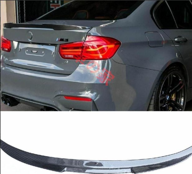 トランクスポイラー