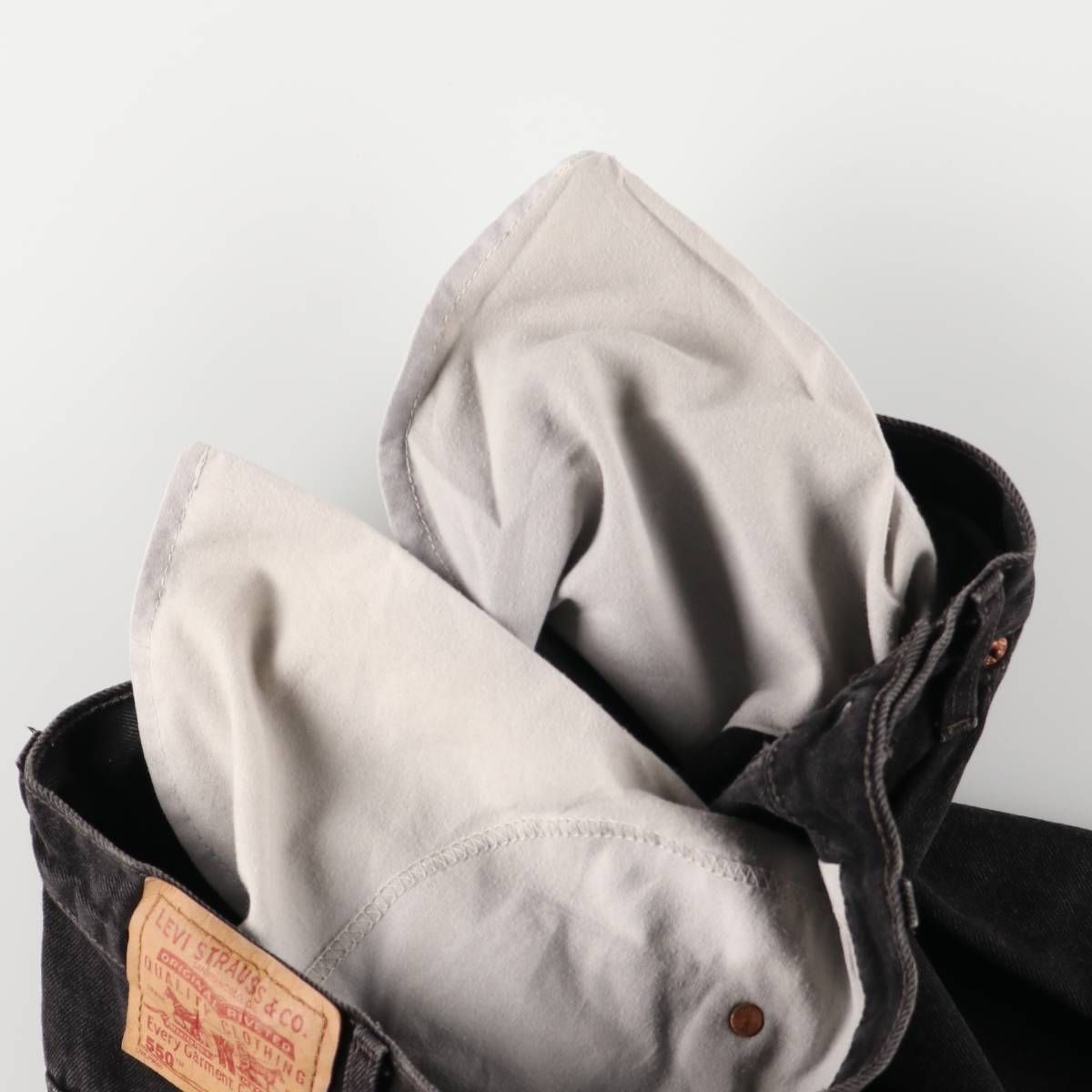 テーパードデニムパンツ カナダ製