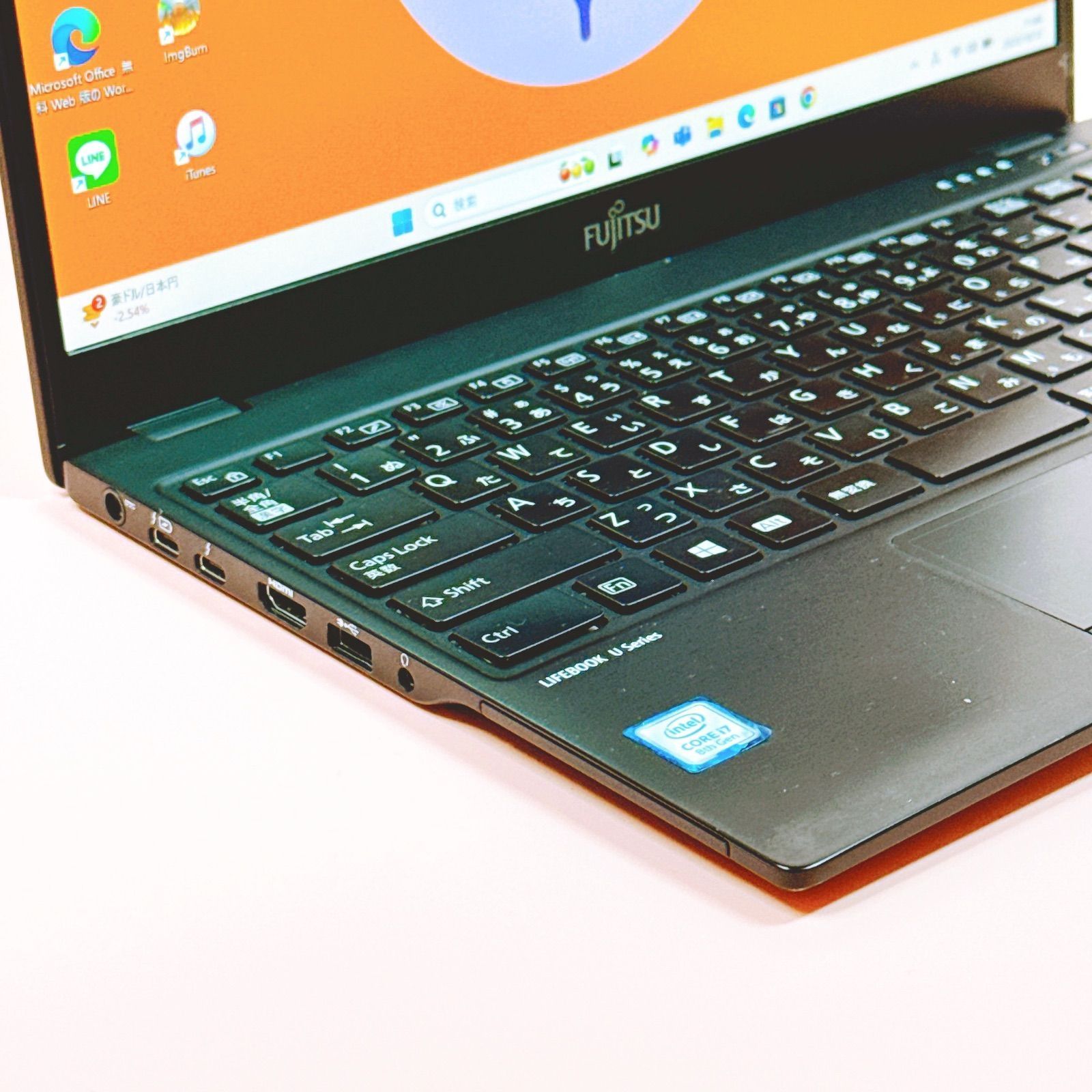 薄型軽量‼️爆速SSD 16GB windows11 ノートパソコン 13インチ 薄型軽量‼️爆速SSD 16GB windows11 ノートパソコン 13インチ 極上