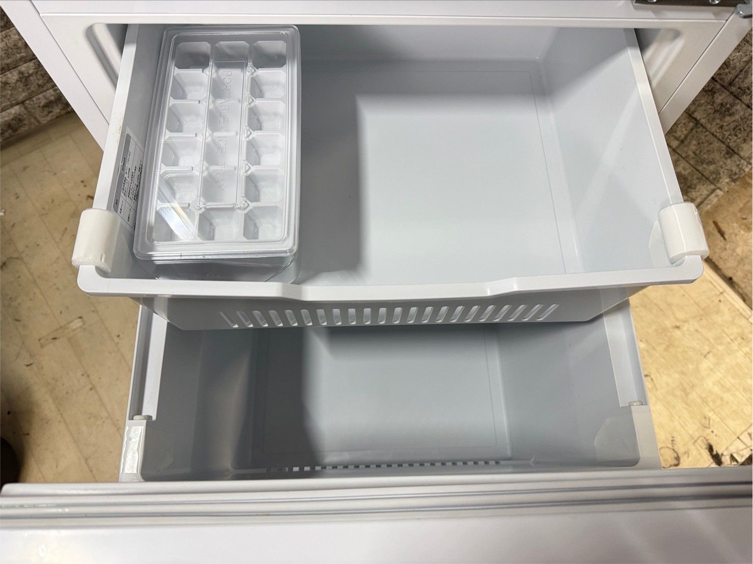 アウトレット買取 大阪送料無料☆3か月保障付き☆冷蔵庫☆シャープ☆