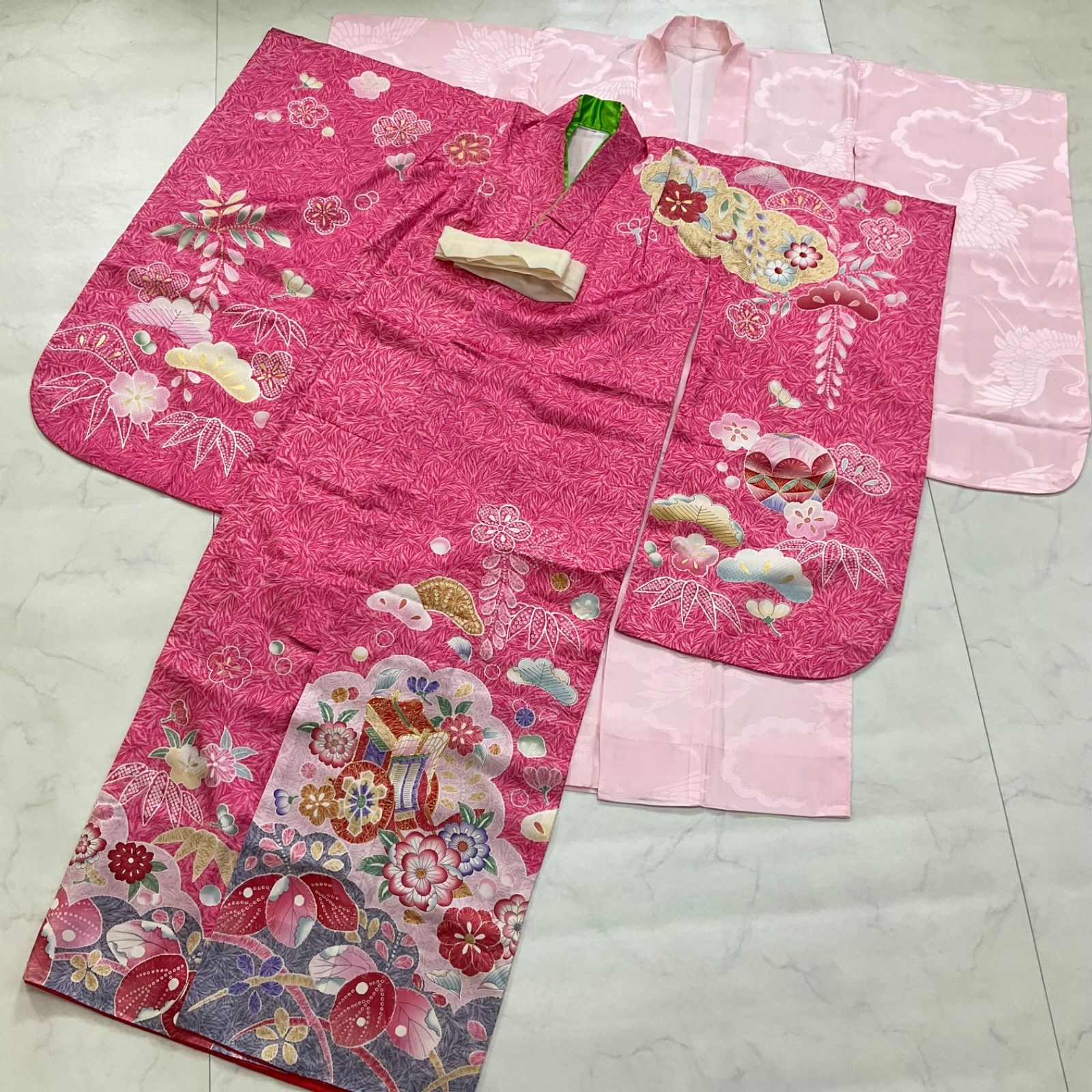◆kimono one◆♥同然◆7歳用◆子供着物◆正絹◆長襦袢◆2点セット◆重ね衿◆金糸◆長襦袢仕付け糸付◆七五三◆ピンク◆裄53肩丈132◆七五三お詣り女の子着物こどものひお正月卒業式十三詣り◆G37