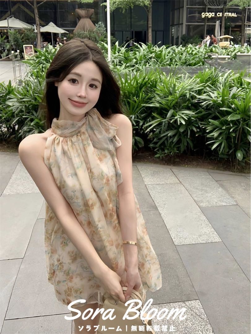 シフォンミニワンピース　花柄　ホルターネック　女子会　デート 新品未使用シフォンミニワンピース 花柄 ホルターネック 女子会
