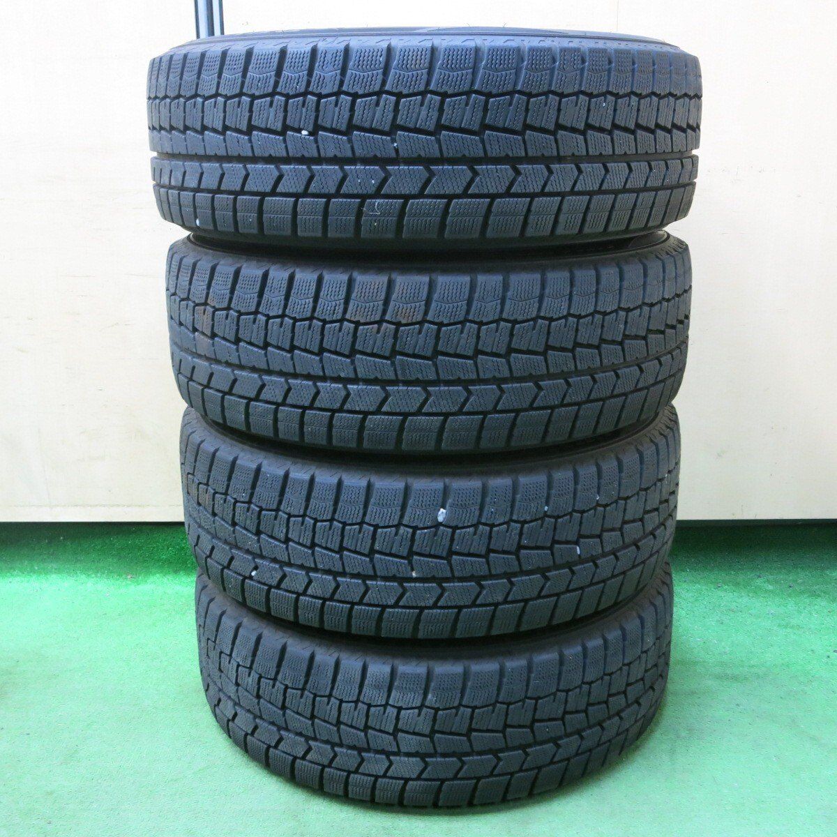 [送料無料] バリ溝！キレイ！9.5分★ベンツ W177 Aクラス 純正 205/60R16 スタッドレス ダンロップ ウインターマックス WM02 16インチ PCD112/5H★4111202SYス バリ溝！キレイ！9.5分☆ベンツ W177 Aクラス 純正 205&frasl;60R16