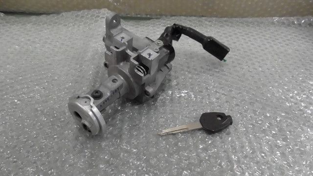 Free! 松岡凛 中国 缶バッジ 缶マグネット ホログラム タキシード スーツ Free!FS 中国缶バッジ 缶マグネット 松岡凛 - メルカリ