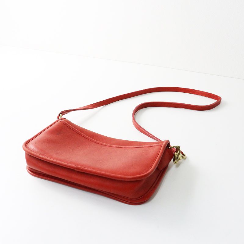 MADE IN USA VINTAGE COACH turn lock leather shoulder bag /オールド