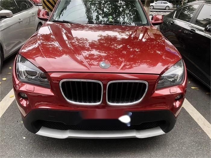 BMW X1 E84 2010-2013年式 !-利用不可文字-! 素繊維製 ヘッドライト アイライン ランプガーニッシュ 大灯眉 2P 両面テープ簡単取付 ドレスアップpw人気注目1010