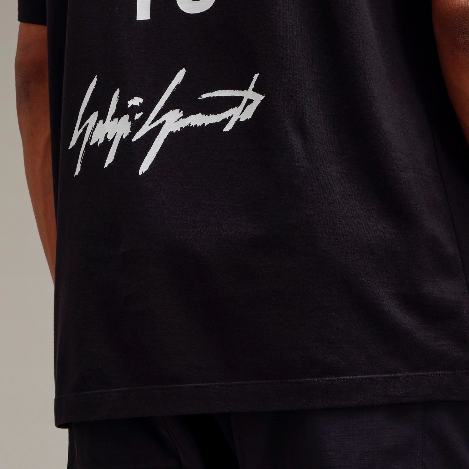 レアルマドリード120周年 × Y-3 20周年 スペシャルコラボTシャツ