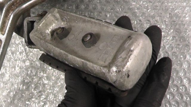 価格比較でお得にお買物。 V-MAX JYA2WEE09KA005xxx の ステップ 右 ブレーキペダル 1757642754 当時物