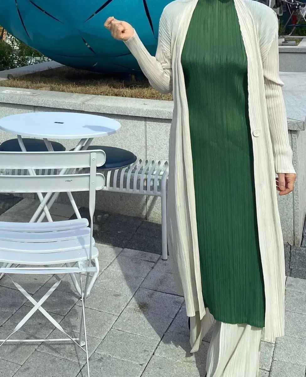 パール アイボリー