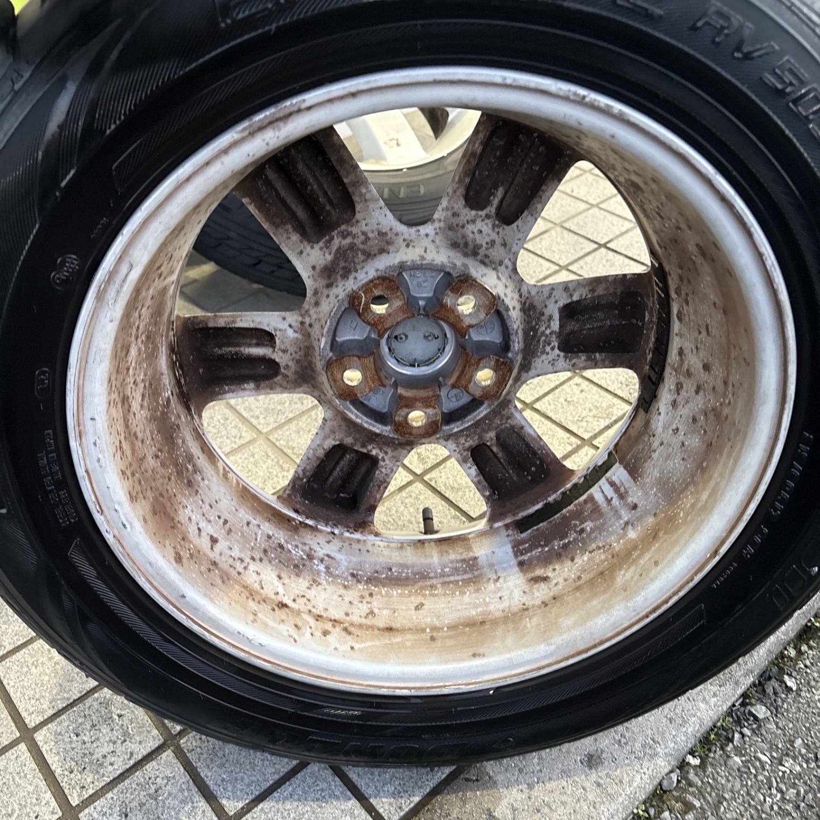 日産 ニッサン