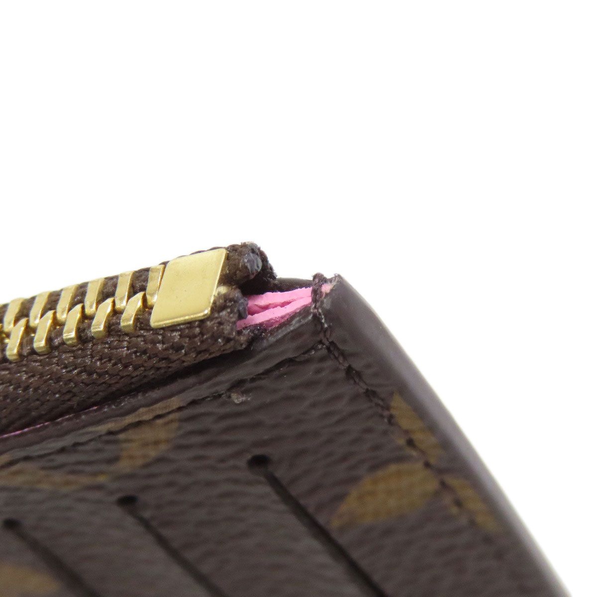 LOUIS VUITTON ルイヴィトン M82852 ポルトカルト ロミー  