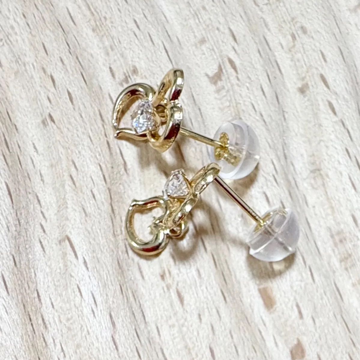 K18 オープンハートダブルピアス／上品に揺れるデザイン 日本製 18金