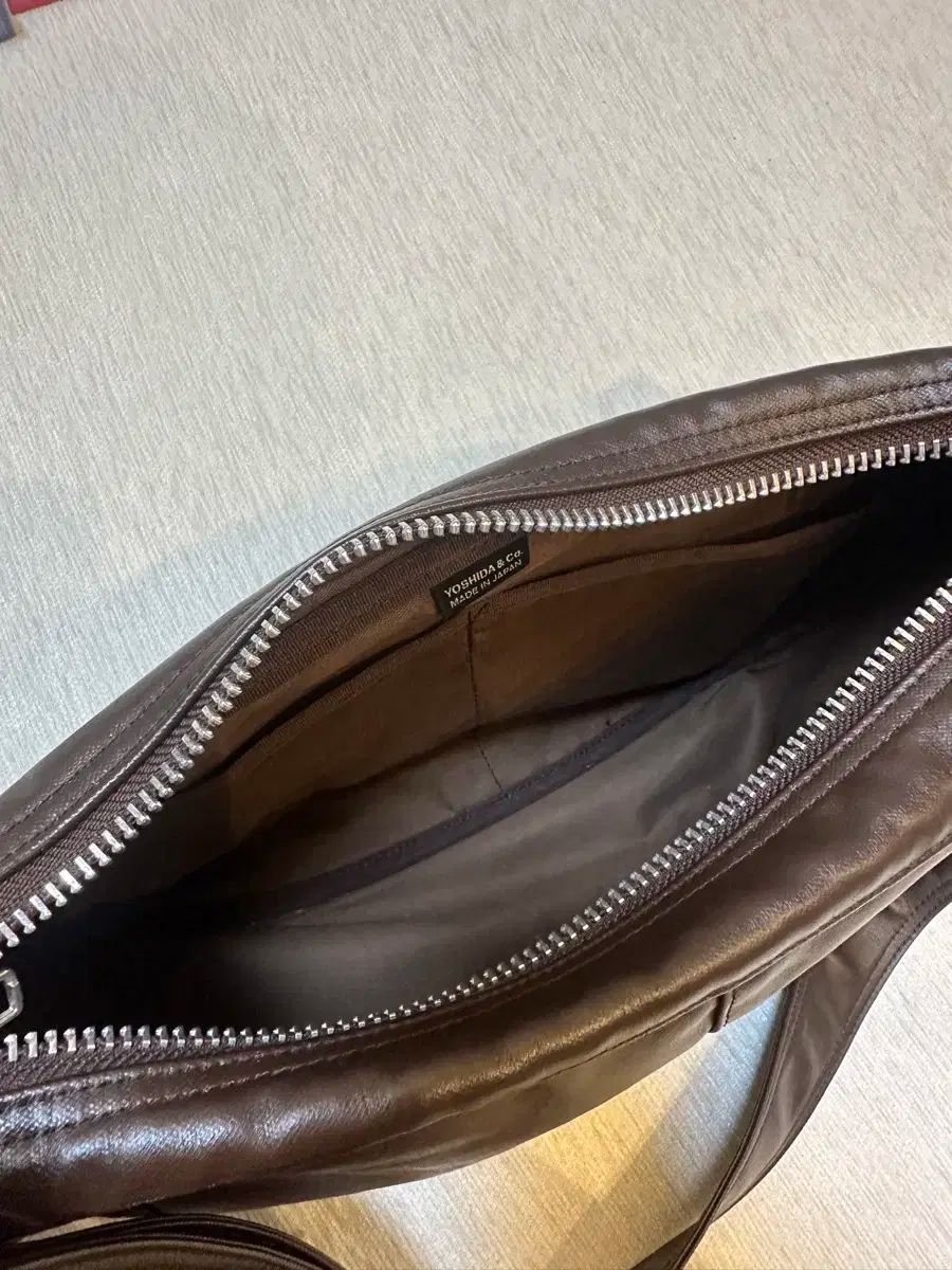 未使用級] PORTER フリースタイル ショルダーバッグ 三日月 ブラウン