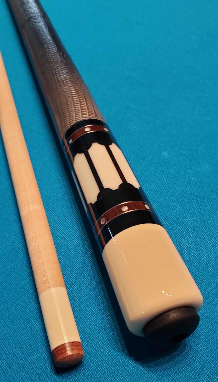 新品同様 adam cue アダム【Helmstetter-80'】パープル子持ち8剣18山