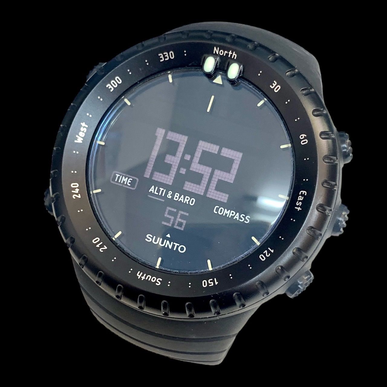 タイムセール⭐️先着順⭐️SUUNTO CORE デジタル腕時計 ALL BLACK セール】【スント】SUUNTO CORE ALL BLACK（デジタル腕時計