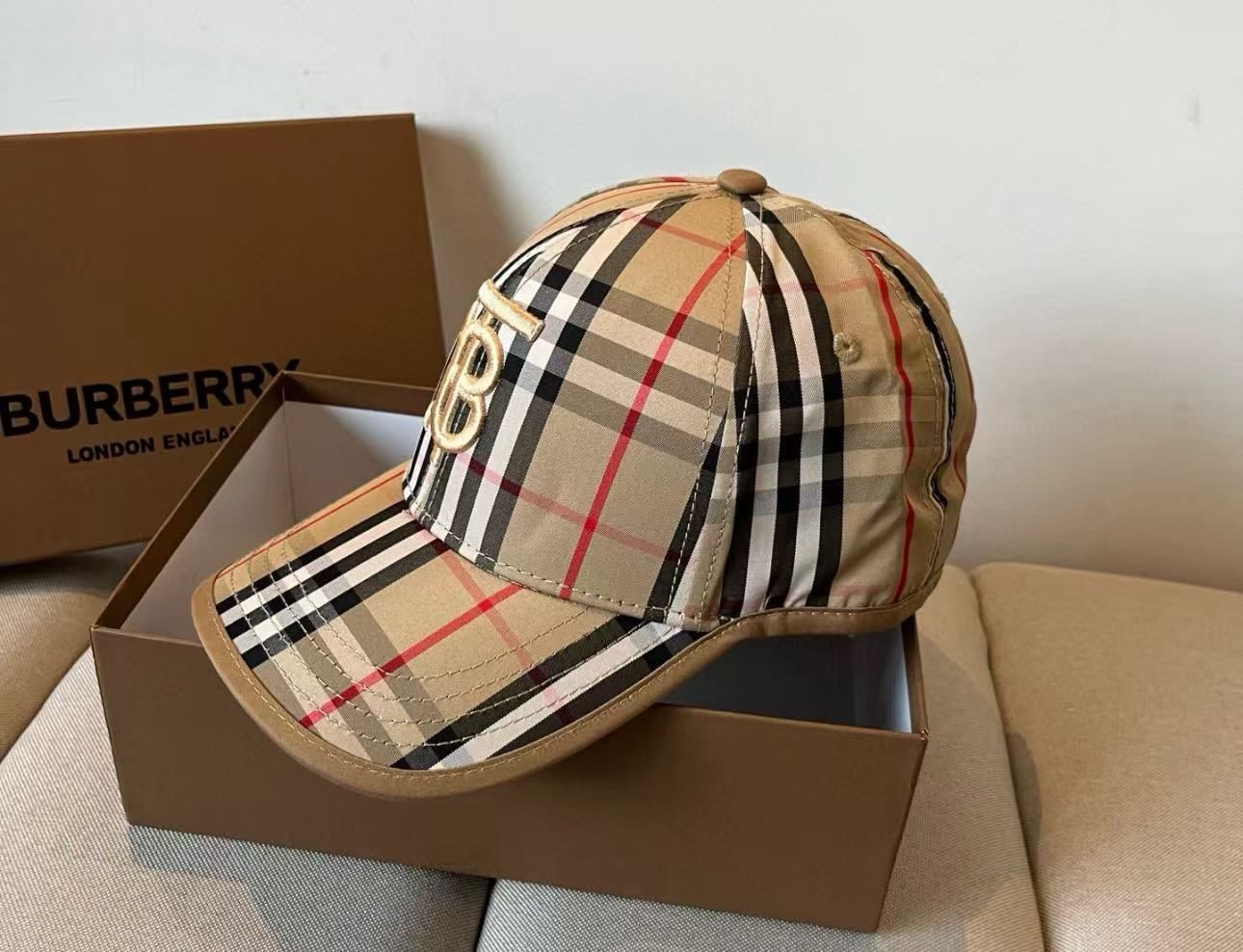 BURBERRY チェック柄 ベースボールキャップ - メルカリ