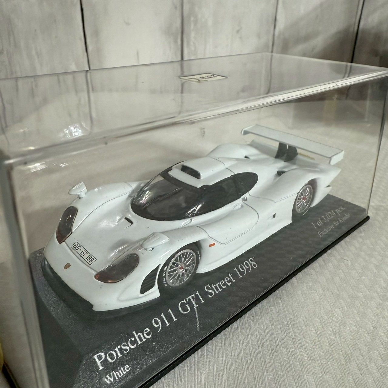 〇Fb右1063 昭和レトロ ブリキ製 パトカー リンカーン コンチネンタル 〇Fb右1063 昭和レトロ ブリキ製 パトカー リンカーン