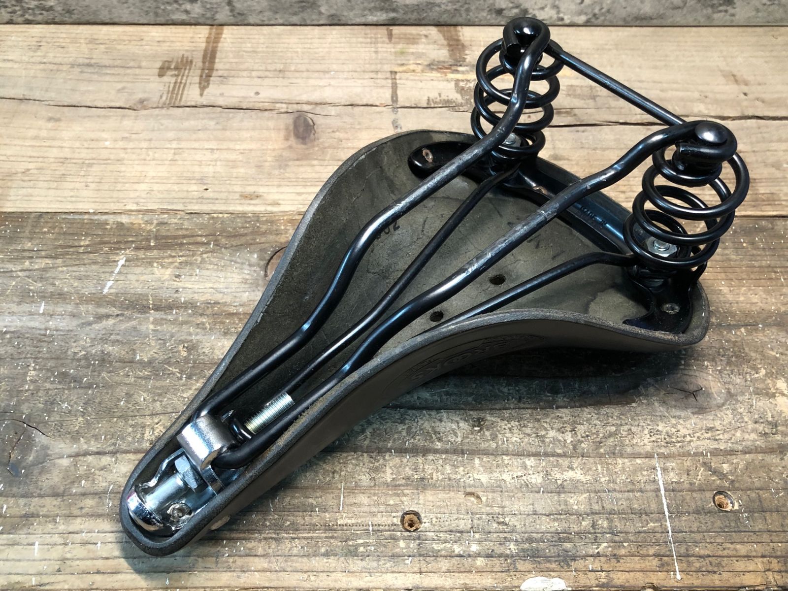 IU848 注文 ブルックス BROOKS フライヤー FLYER レザー サドル 黒