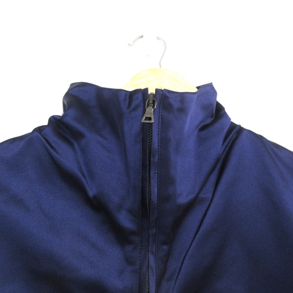 美品✨❤️PRADA❤️プラダ シルク タックスカート 42ネイビー プラダ 二つ折り財布 レディース VERNICE ブラック PRADA 1MV204