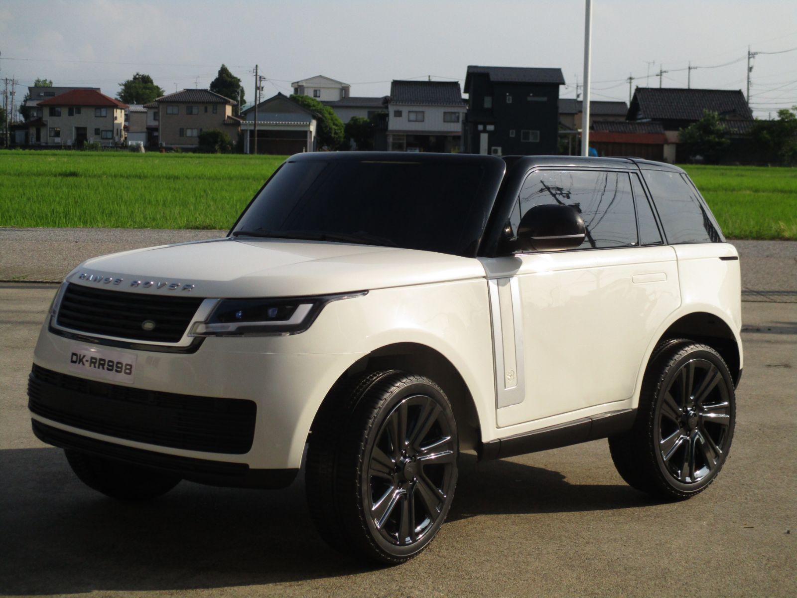 2人乗り！ユーズド アウトレット】乗用ラジコンカー ランドローバー