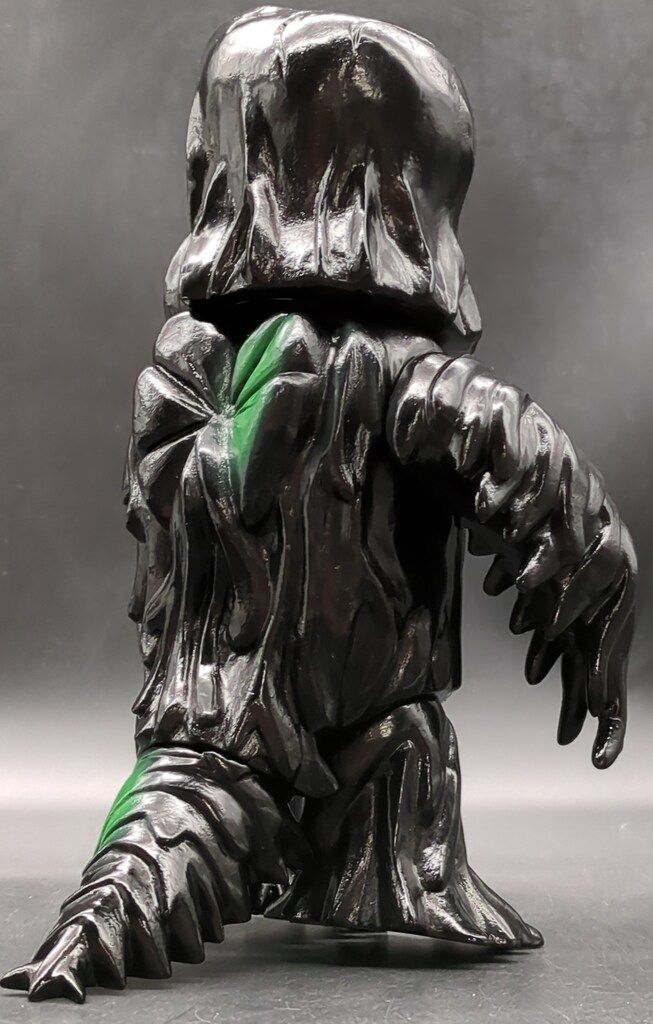 ヘドラ　フィギュア　マーミット　漆黒ブラック 人気のCCP ミドルサイズシリーズより、HOBBY SEARCH限定カラーの