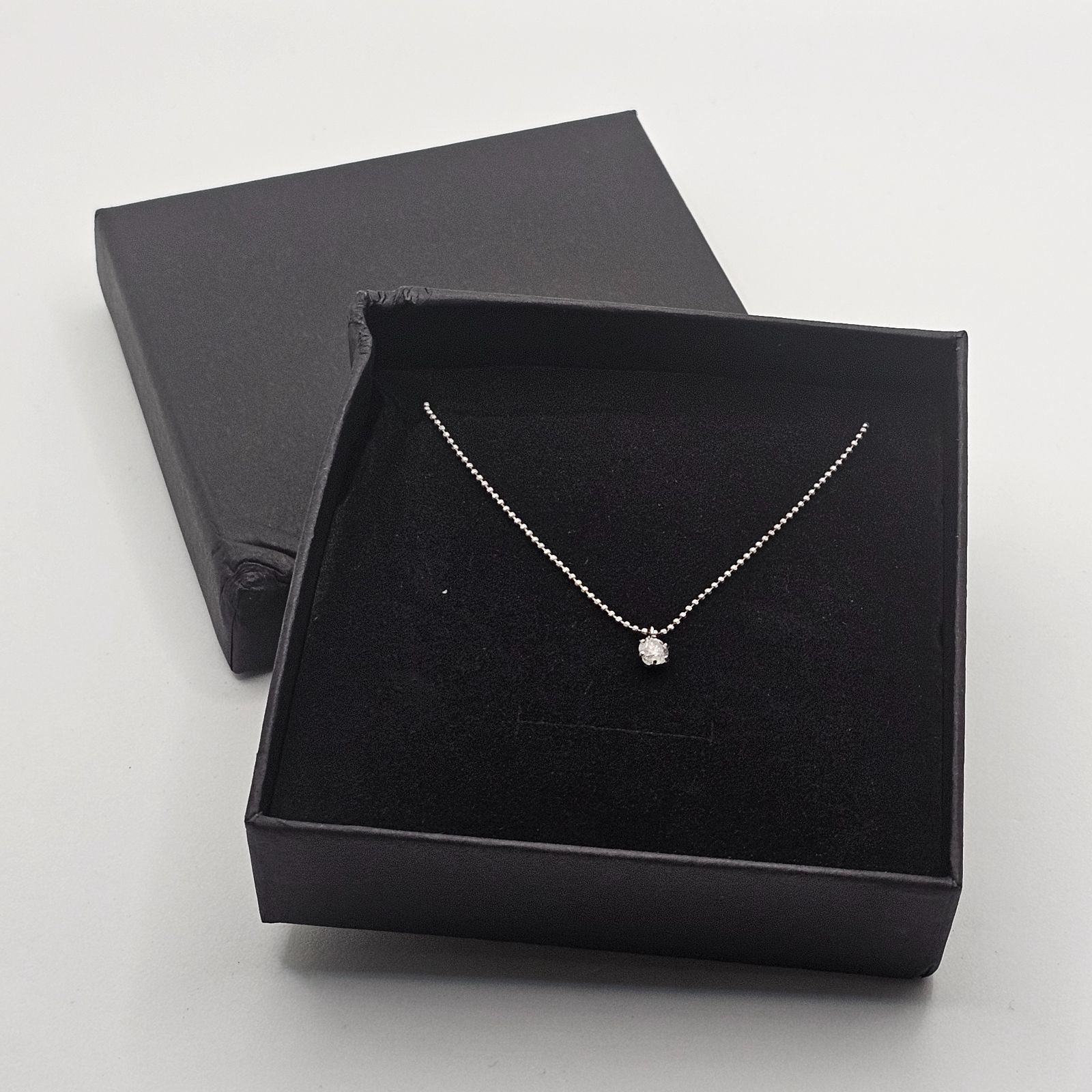 美品】プラチナ Pt1000 1粒ダイヤ0.2ct ✨ボールチェーンネックレス 