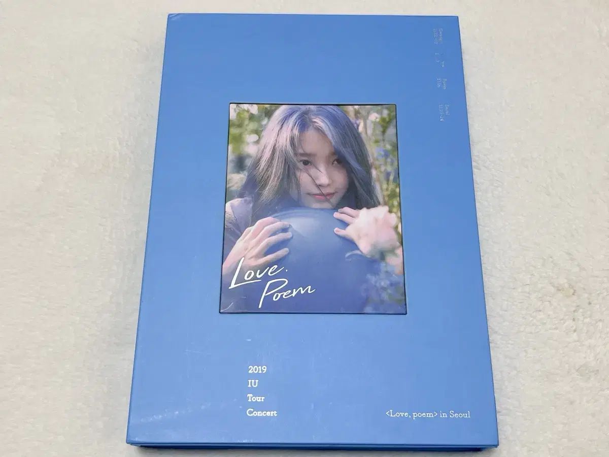 IU Lovepoem BluRay トレカ IU 2019 Love Poem DVD トレカ - メルカリ